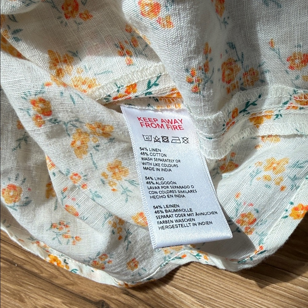 Cottagecore! Floral White and Yellow Dress - Picture 3 of 3